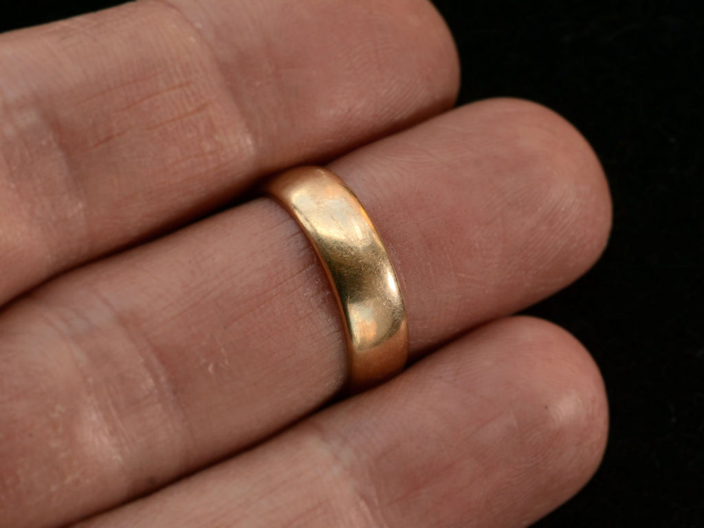 c1900 5.5mm 18K Band (on finger for scale)