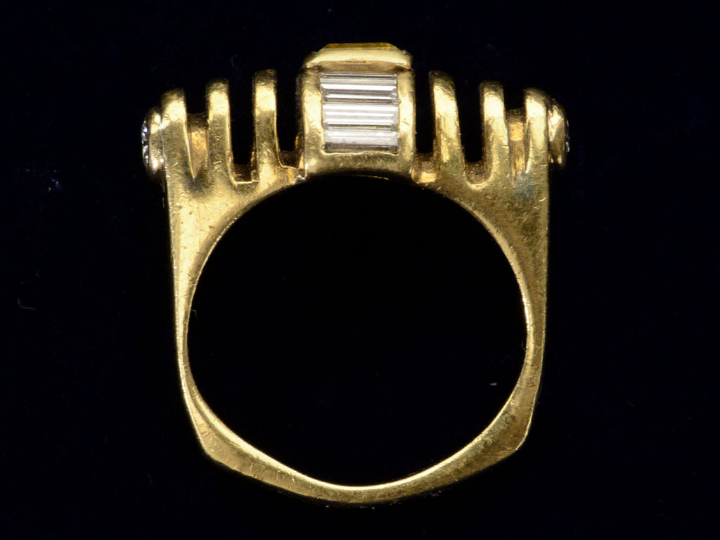 c1975 Modern Diamond Ring (profile view)