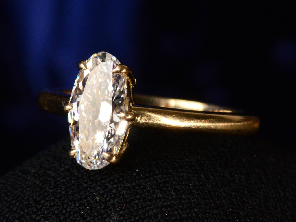 EB 1.26ct Oval Ring (side view)
