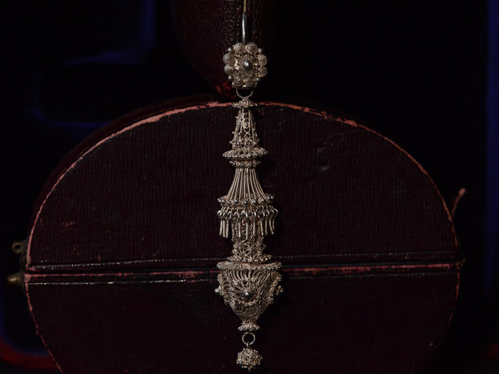 c1800 Silver Cannetille Earrings (profile view)