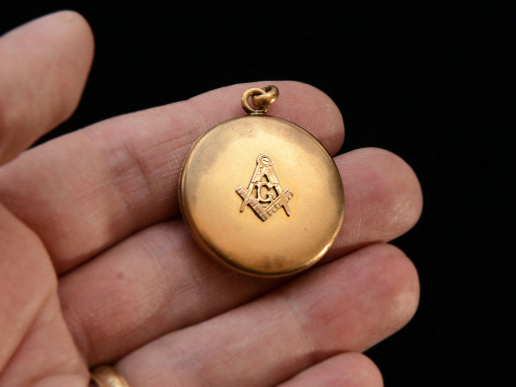 c1900 Masonic Paste Locket(detail showing monogram on back)