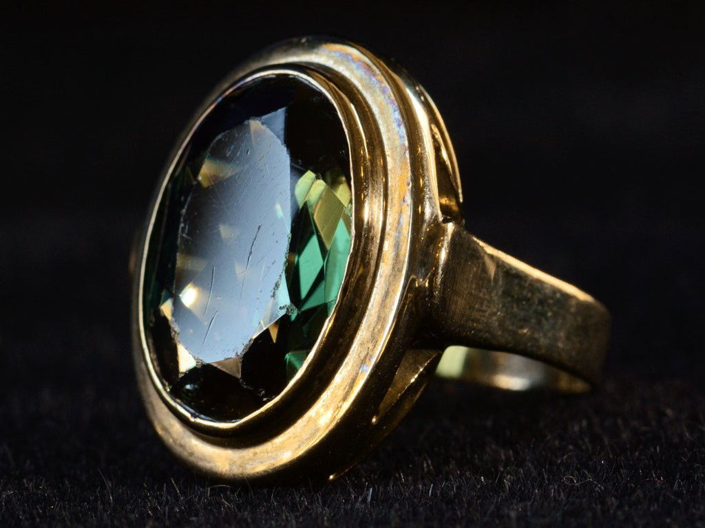 c1920 Oval Green Ring (side view)