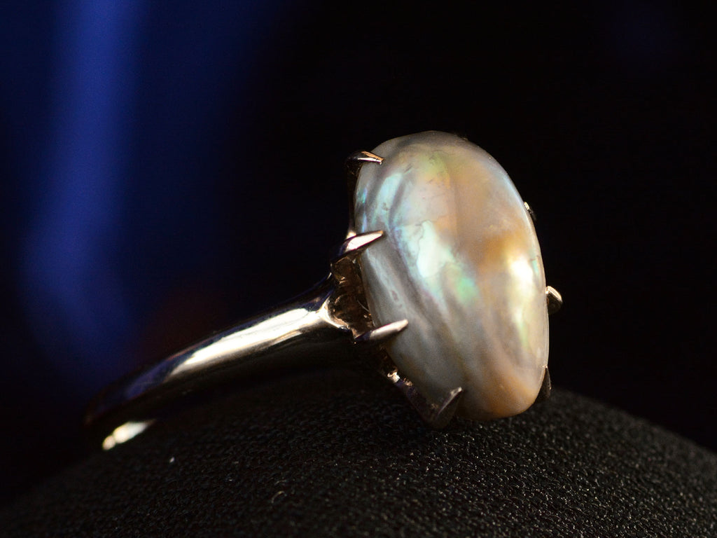 c1900 Blister Pearl Ring (left side view)