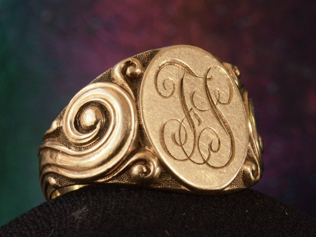 c1910 Art Nouveau Signet (side view)