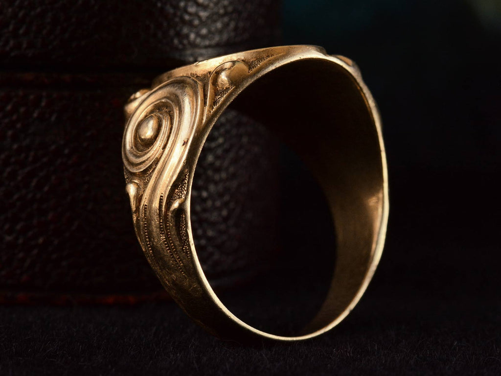 c1910 Art Nouveau Signet (profile view)