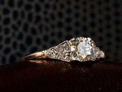 thumbnail of 1930s Deco 0.66ct Diamond Ring (side view)