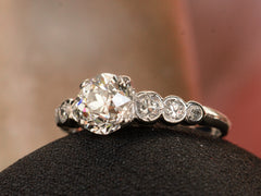 c1935 Art Deco 1.10ct Ring (side view)