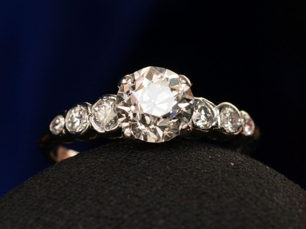 c1935 Art Deco 1.10ct Ring (detail view)