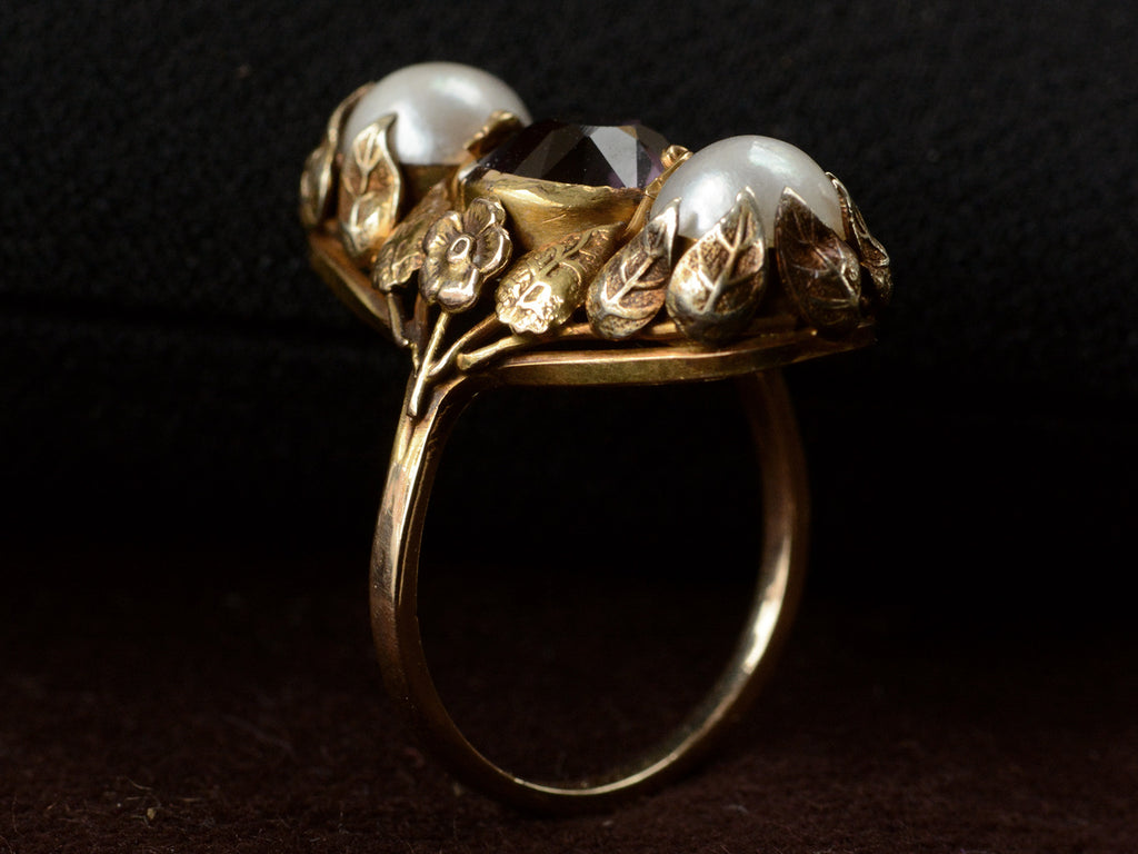 c1900 Arts & Crafts Pearl Ring (profile view)