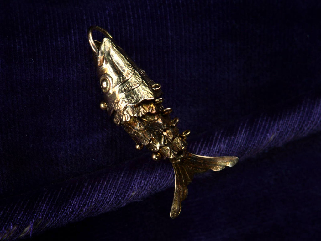 Vintage Gold Articulated Fish Charm (side view)