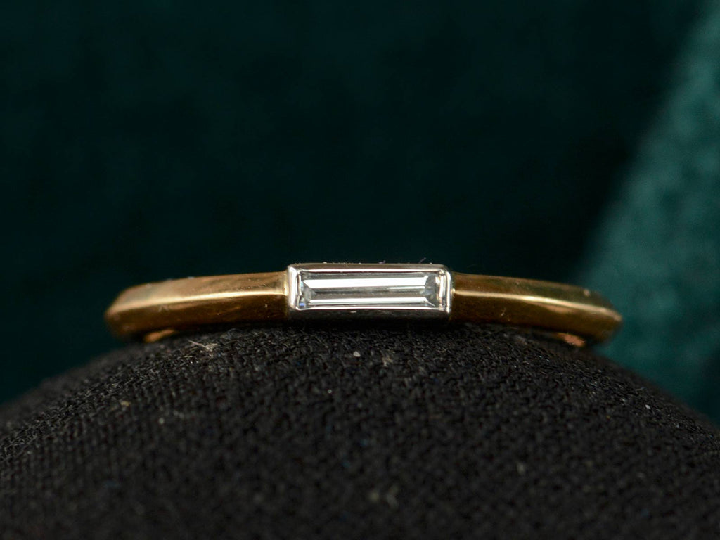 EB 0.11ct Rectangular Diamond Ring