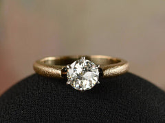 thumbnail of EB 1.00ct Jubilee Diamond Ring (detail)