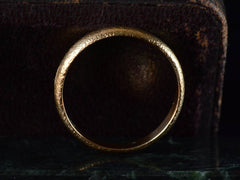 thumbnail of EB Hammered 3.3mm Band (profile view)