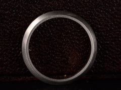 thumbnail of EB 2.2mm Platinum & 18K Knife Band (profile view)