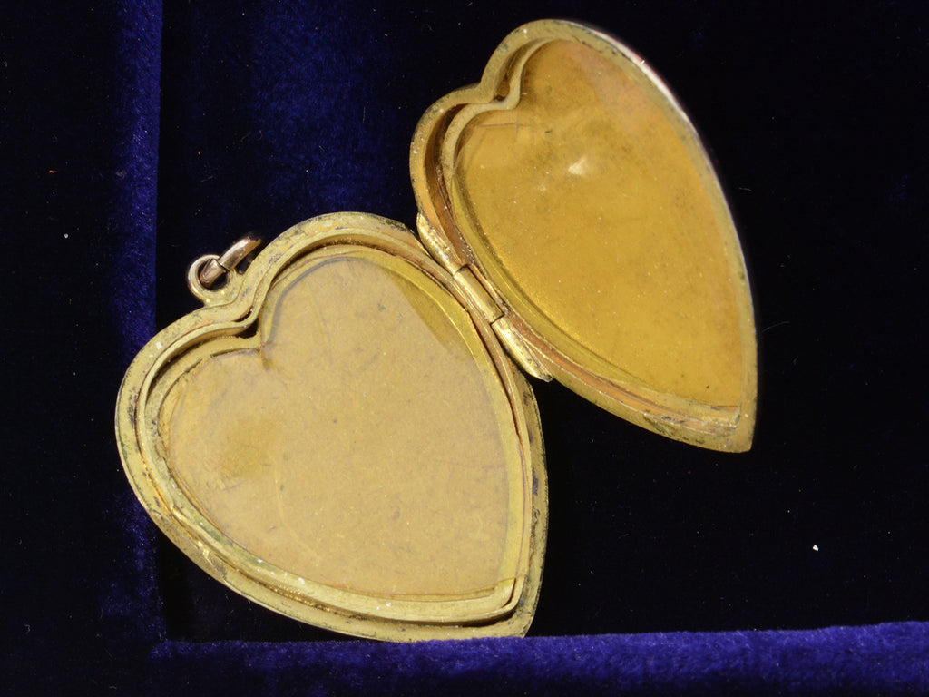 c1900 Edwardian Heart Locket (shown open)