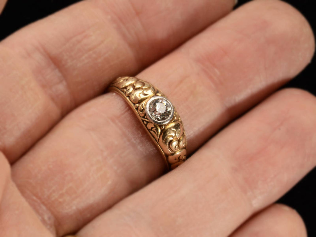 c1900 0.40ct Diamond Yellow Gold Ring (shown on hand for scale)