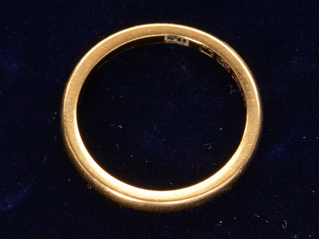 1886 Rounded 22K Band (profile view)