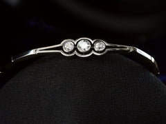 thumbnail of c1910 Three Diamond Bracelet (diamond detail view)