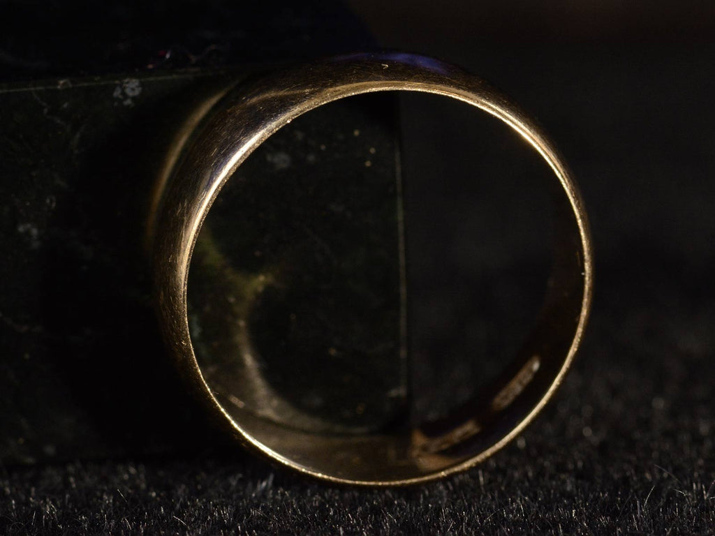 c1890 7.5mm 14K Band (profile view)