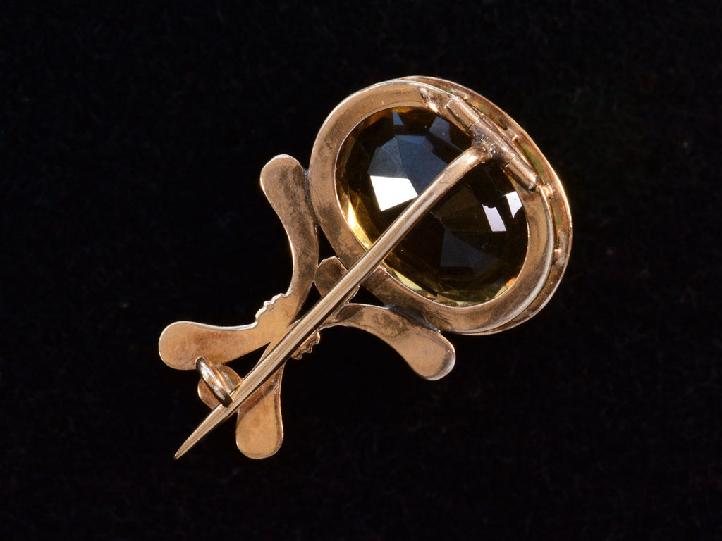 c1835 Citrine Comet Pin (view of back)