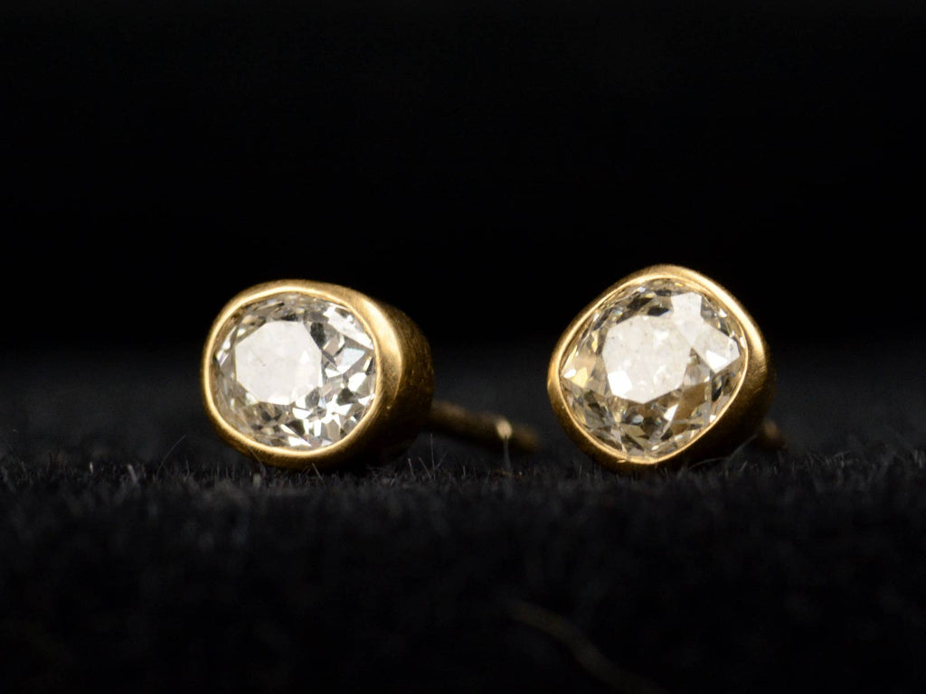 Front view of EB 0.93ctw Old Mine Diamond 22K Yellow Gold Studs Earrings (on black background)