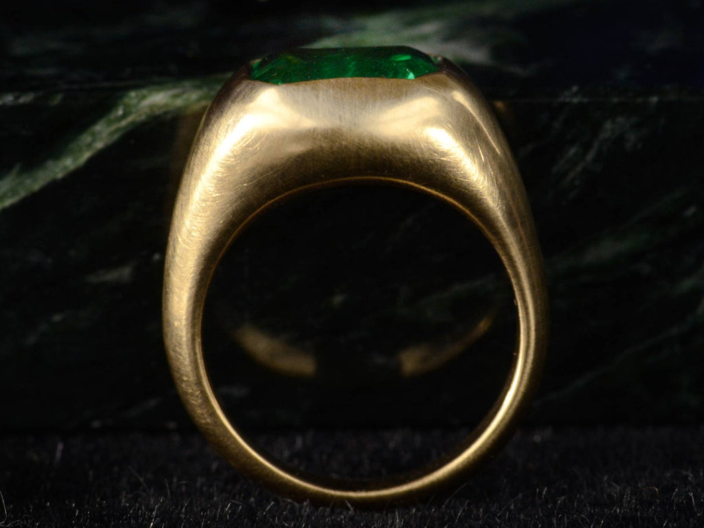 Side profile view of EB 3.64ct Emerald Ring in 22K Yellow Gold (on dark background)