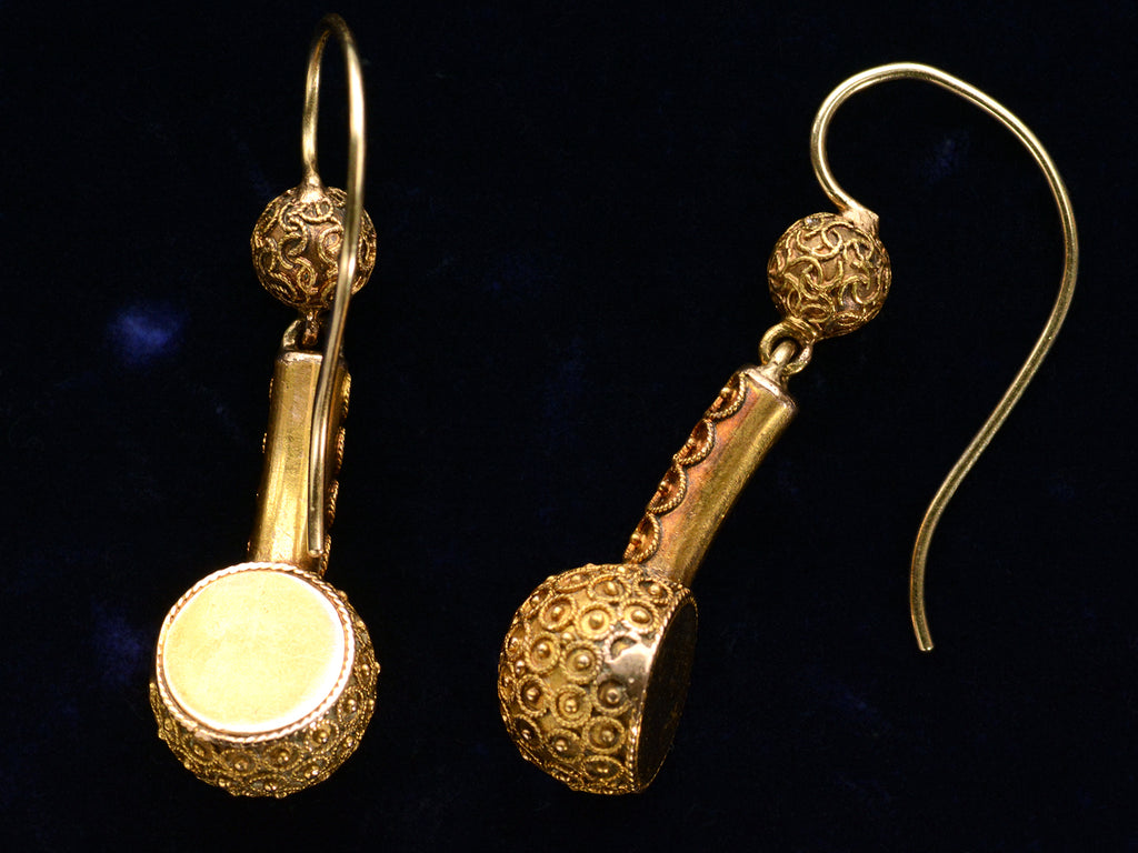 c1880 Etruscan Revival Earrings (detail of side and back)