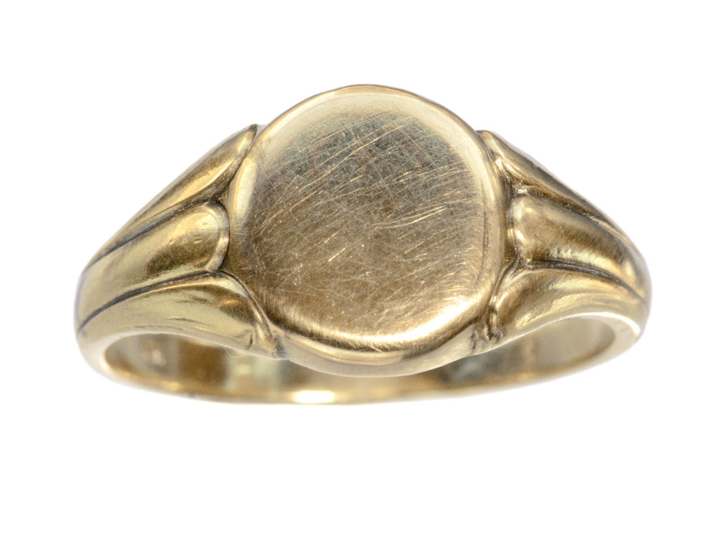c1910 French Signet Ring (on white background)