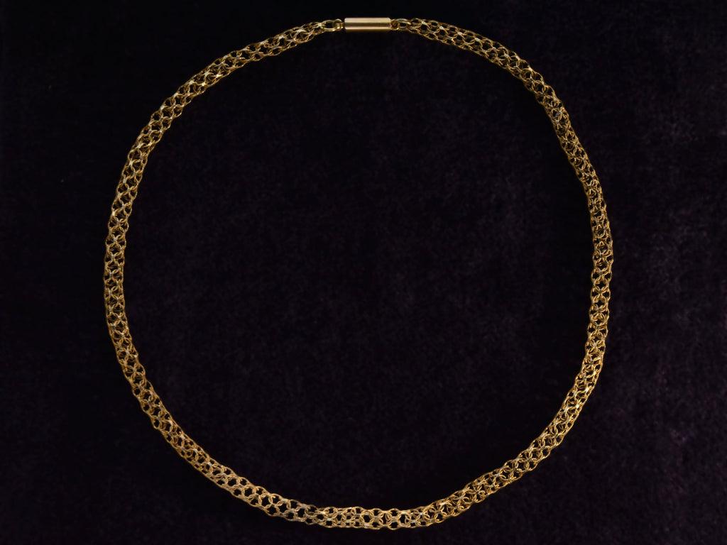 c1800 Georgian Lace Chain (profile view)