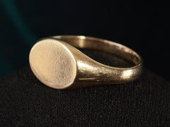 thumbnail of c1950 Plain Oval Signet (side view)