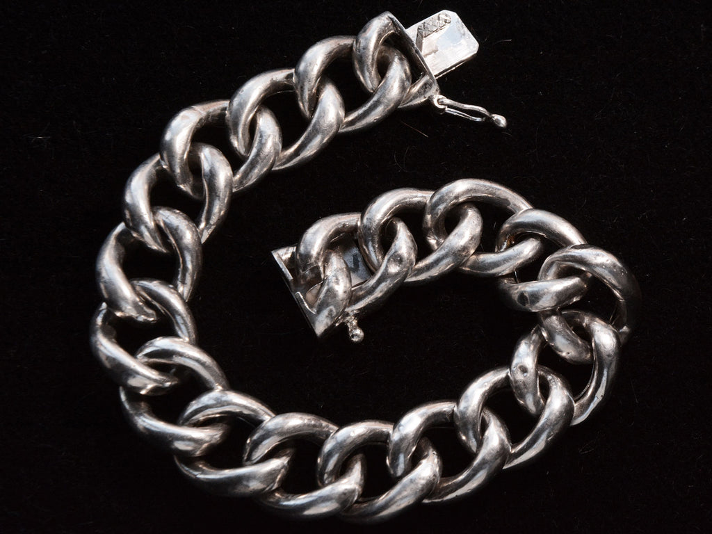 c1920 Silver Chain Bracelet (detail showing clasp)