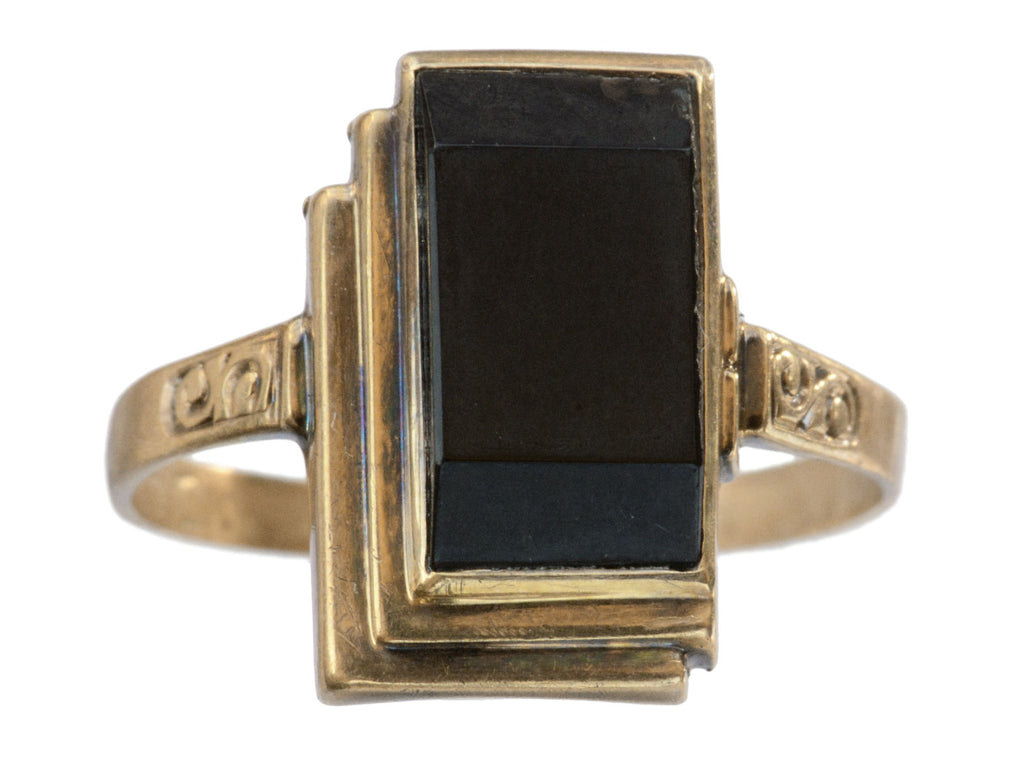 c1920 Deco Onyx Ring (on white background)