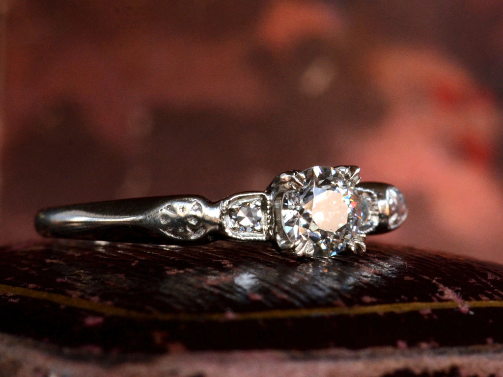 1930s 0.40ct Diamond Ring (side view)