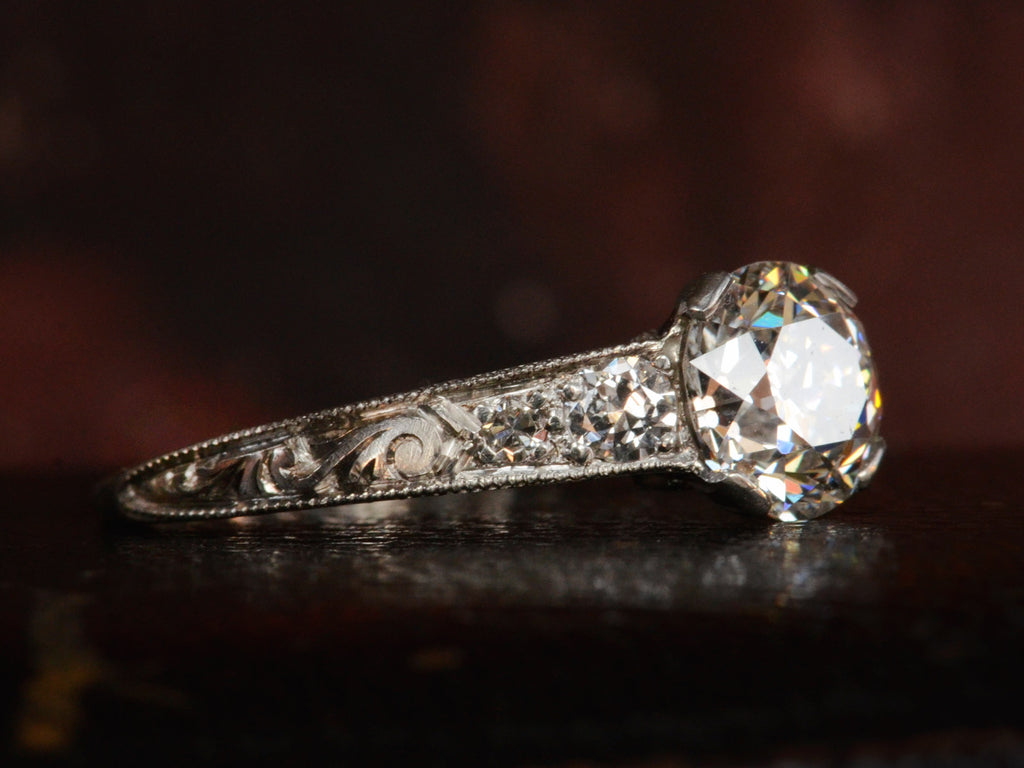1920s 1.07ct Diamond Ring (side view)