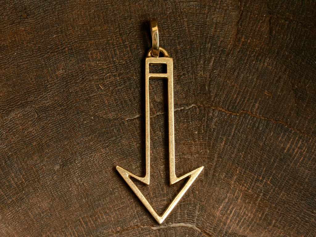1980s Gold Arrow Pendant