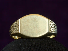 1920s Signet Ring