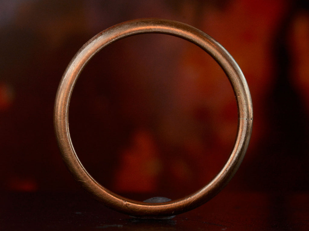 1919 22K Wedding Band (profile background)