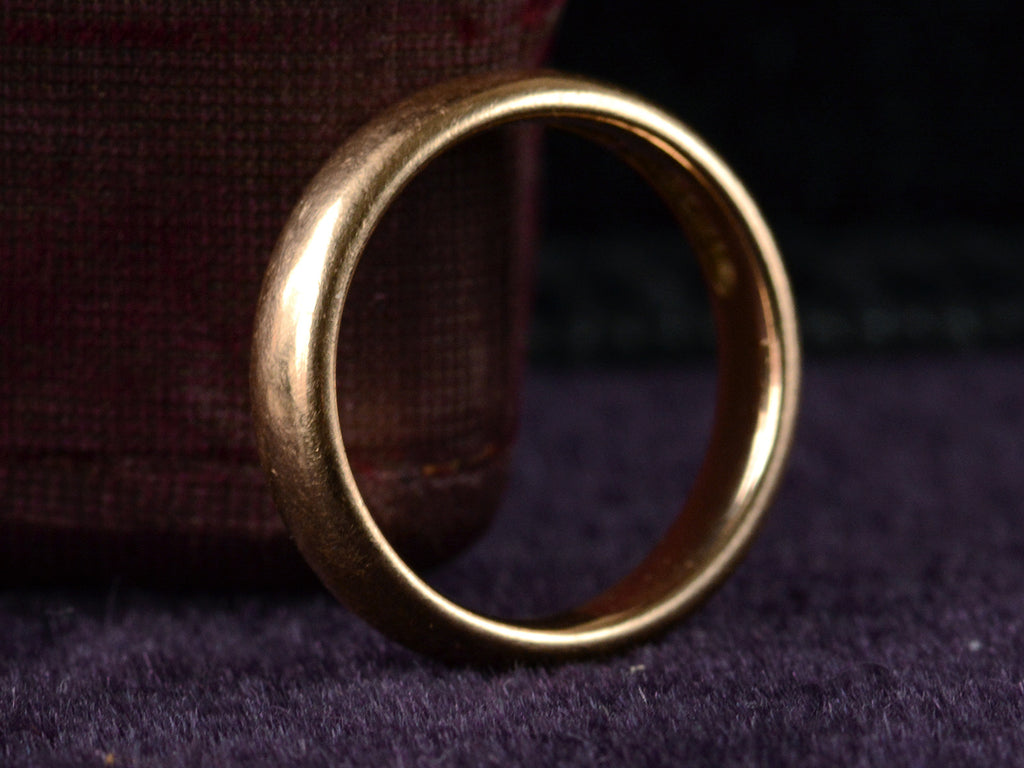 c1900 3.9mm Gold Band