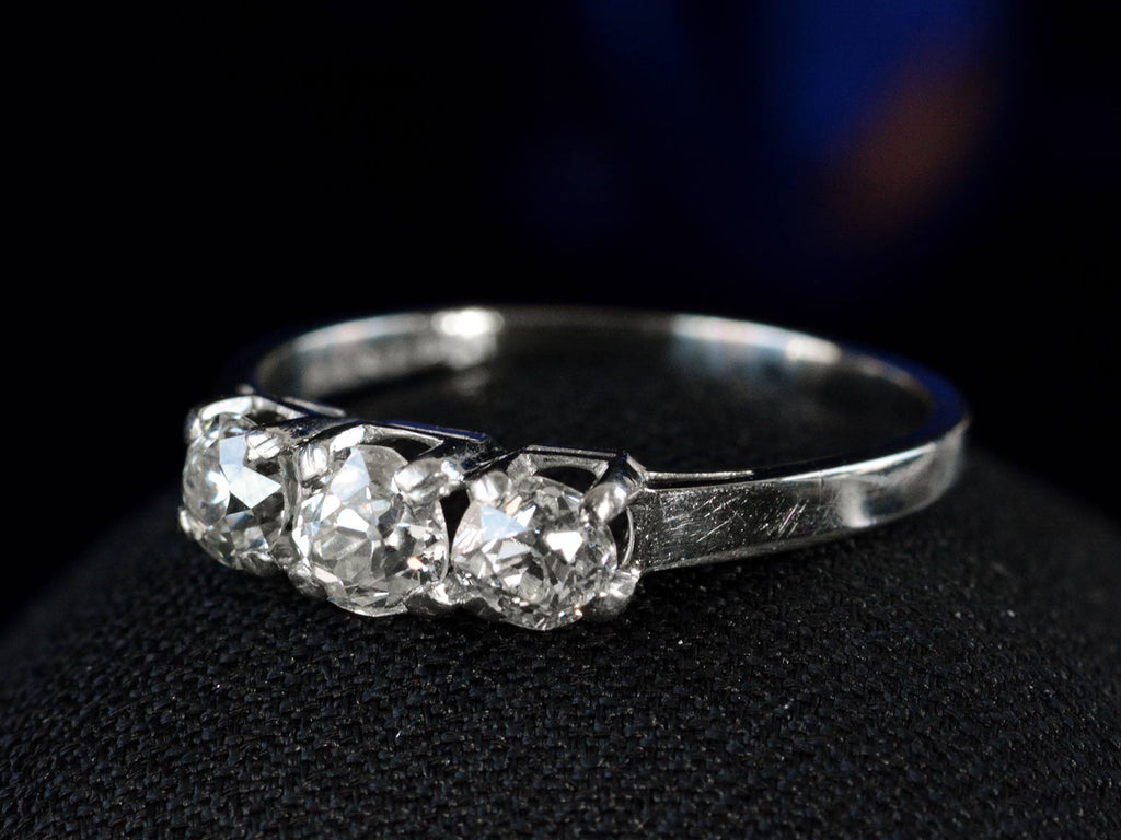 1920s Three Diamond Ring