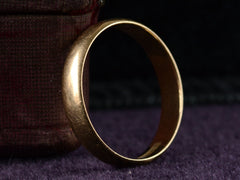 c1920 4.6mm Gold Band (side view)