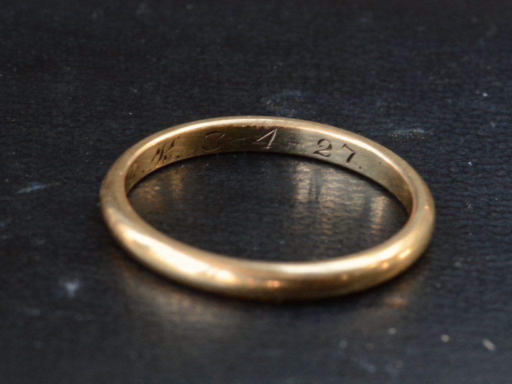 1927 14K Gold Band (detail)