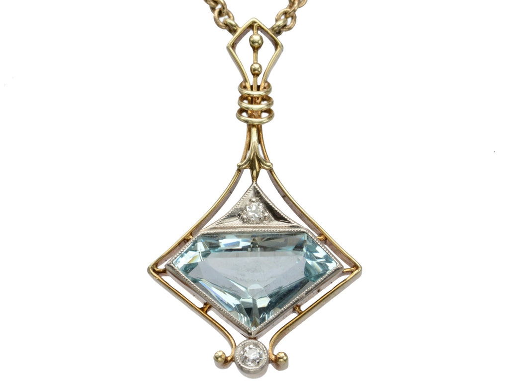c1930 Art Deco Aquamarine Necklace (on white background)