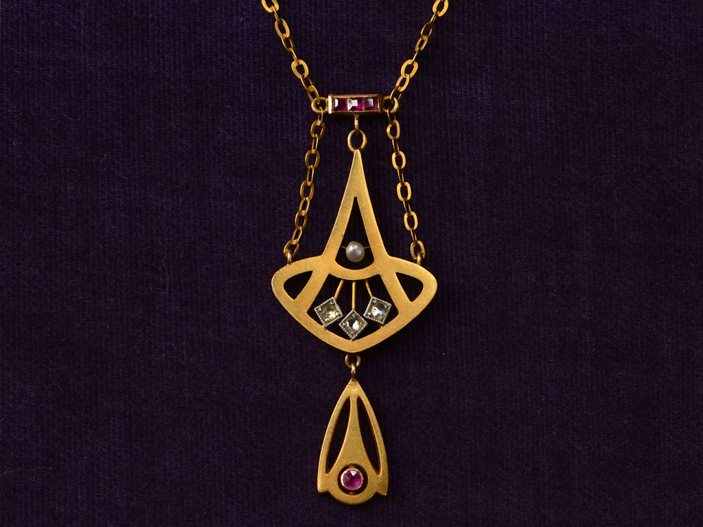 1900s Art Nouveau Ruby Necklace