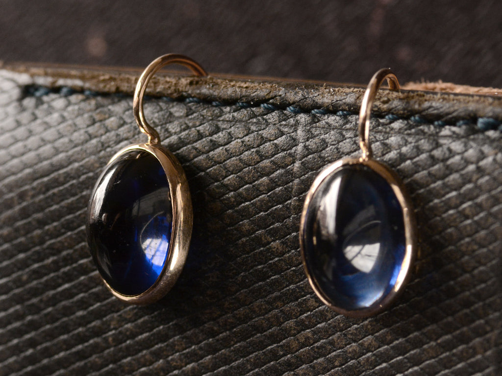 Blue Cabochon Gold Earrings