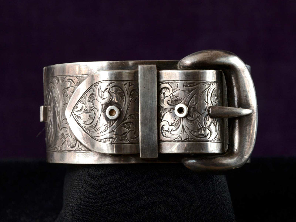 1885 Victorian Buckle Bracelet
