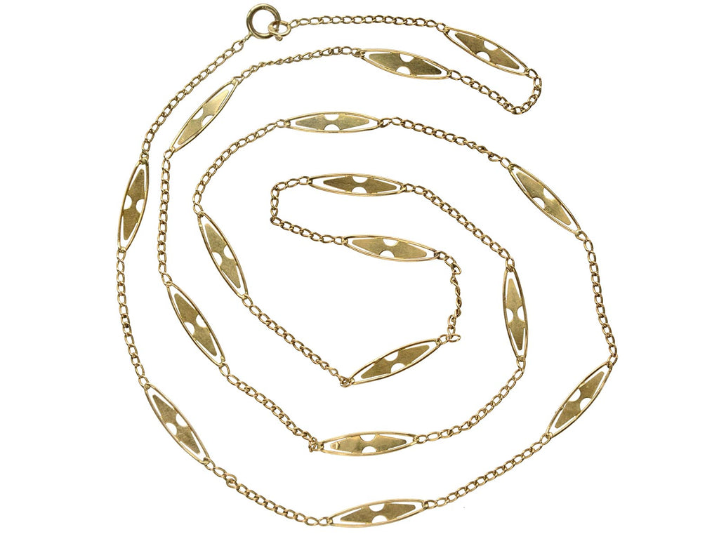 1940s Filigree Link Gold Chain (on white background)