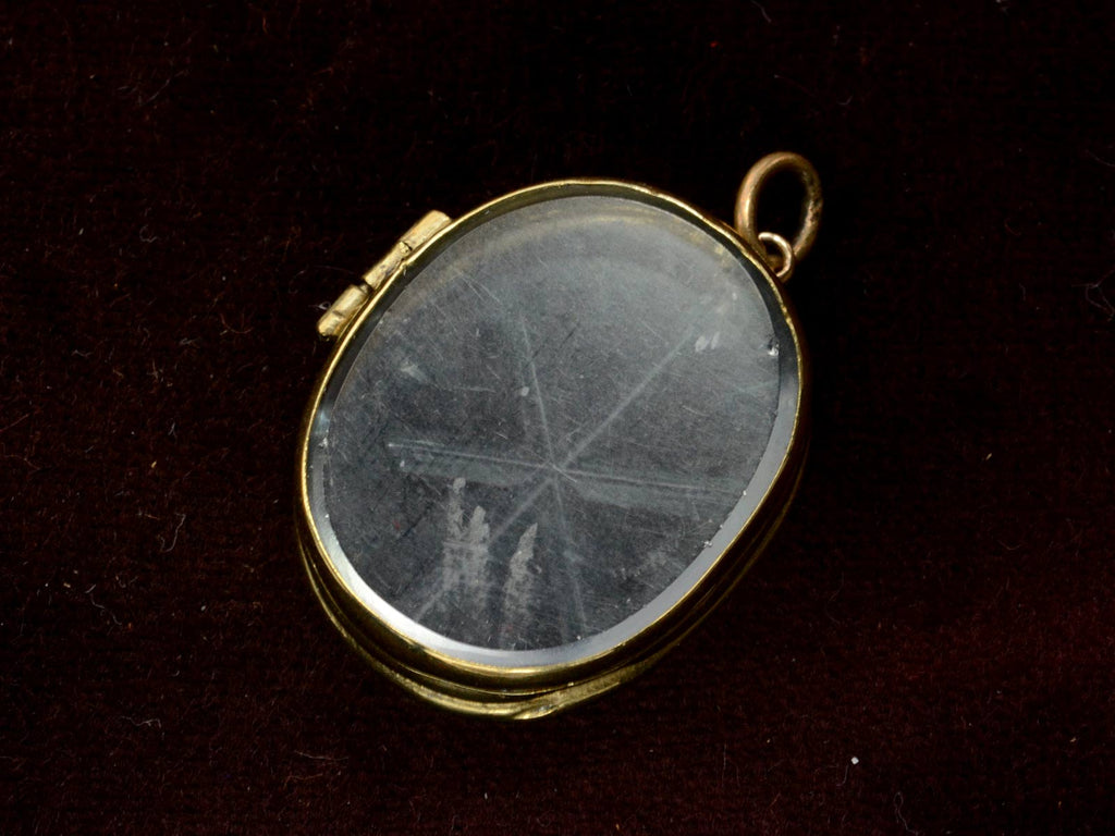 c1850 Victorian Cut Crystal Locket (backside)