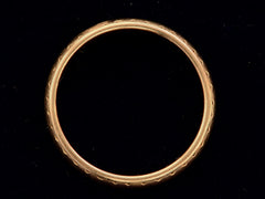 c1910 Decorated 18K Band
