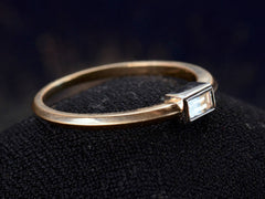 EB 0.16ct Bent Top Ring (side view)