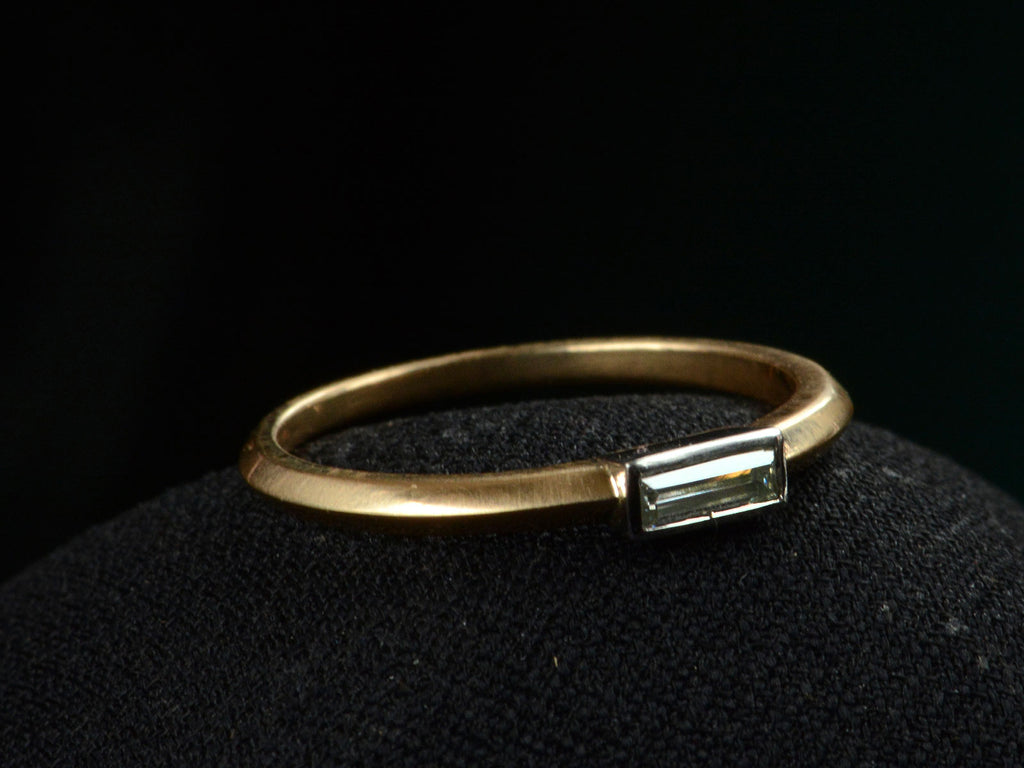 EB 0.16ct Rectangular Diamond Ring
